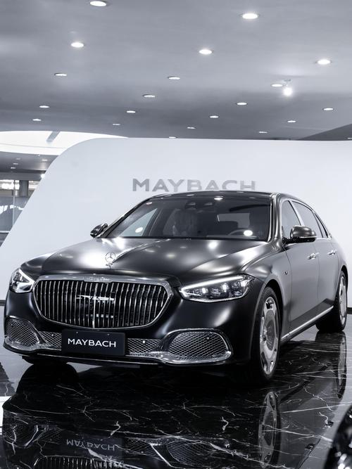 佛山235岚图汽车的售后服务让用户无忧出行，迈巴赫未来的豪华车趋势